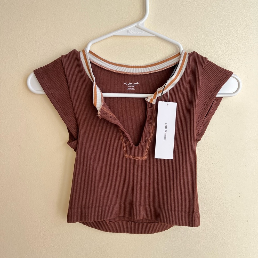 NWT Urban Outfitters Out From Under Go For Gold Seamless Top Size Small